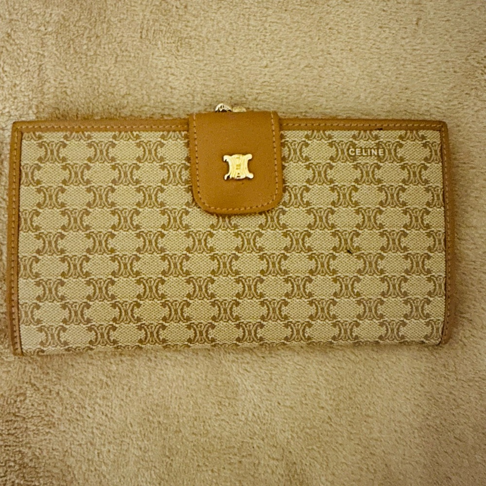 PRISTINE Condition! Celine Brown and Tan Women's Wallet w Gold Hardware